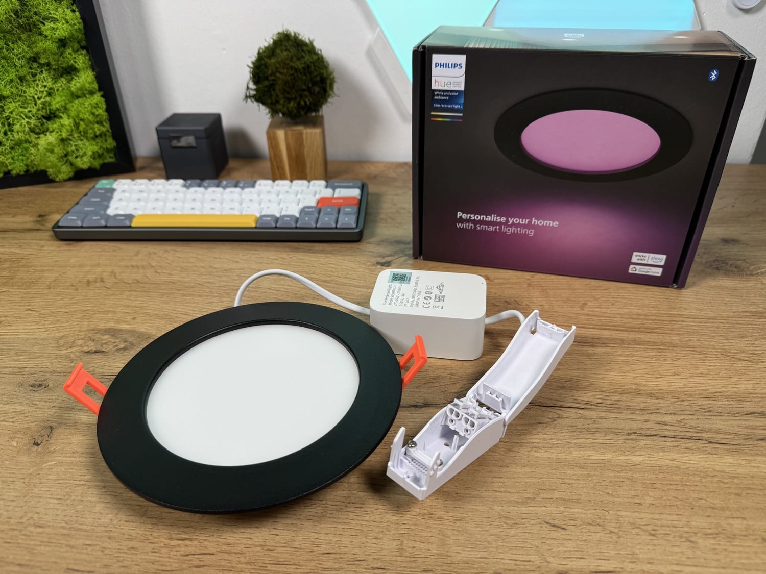 Presented in detail: The new Philips Hue Slim recessed light - Hueblog.com