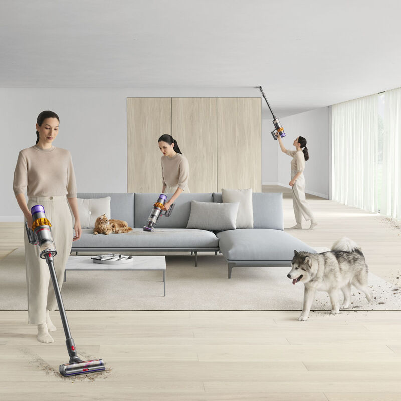 Dyson V15 Detect Cordless Light-Weight Pet 2-in-1 Handheld/Stick Vacuum  with 4 Additional Tools