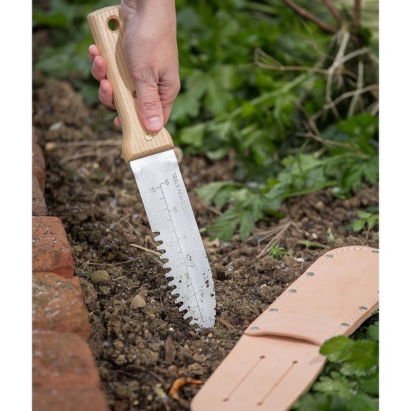 Hori Hori Garden Tool